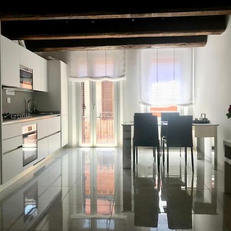 Moderno Affaccio Su Via Mazzini Apartment Ferrara Exterior foto